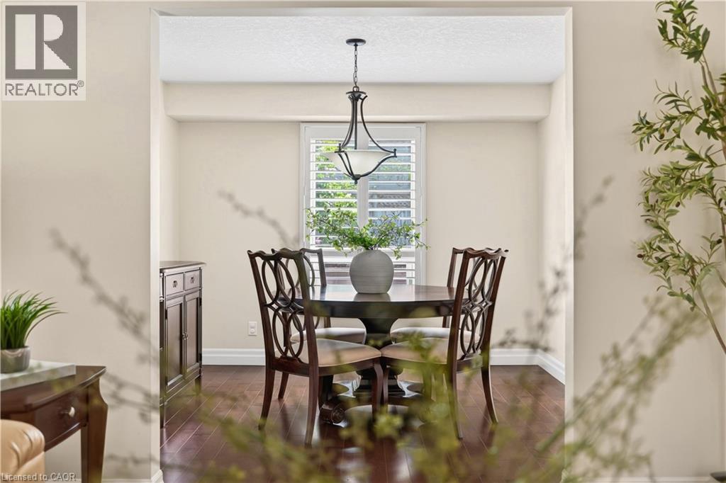 108 OLD FOREST Crescent thumbnail 10