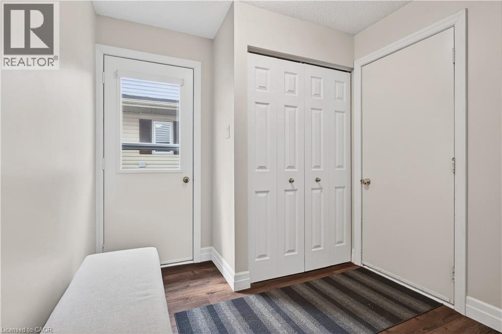 108 OLD FOREST Crescent thumbnail 24
