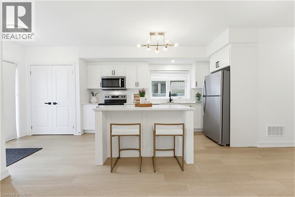 205 WEST OAK Trail Unit# 42 thumbnail 3