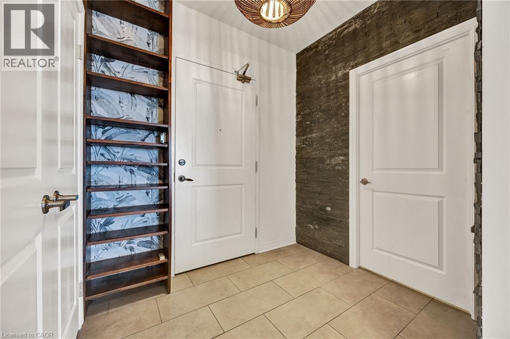 539 BELMONT Avenue W Unit# 1101 thumbnail 15
