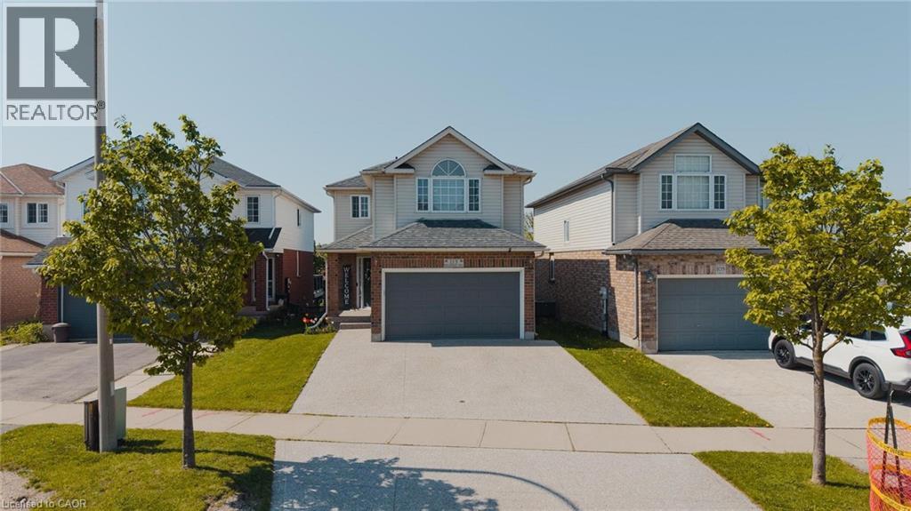 113 HOLLYRIDGE Crescent thumbnail 2