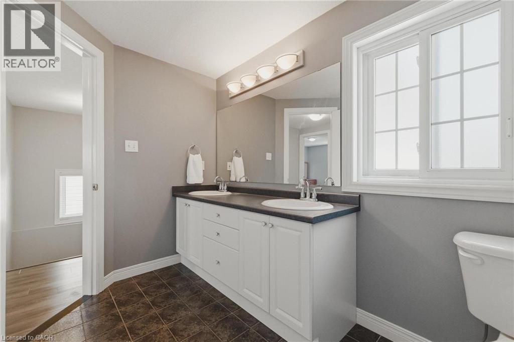 113 HOLLYRIDGE Crescent thumbnail 22