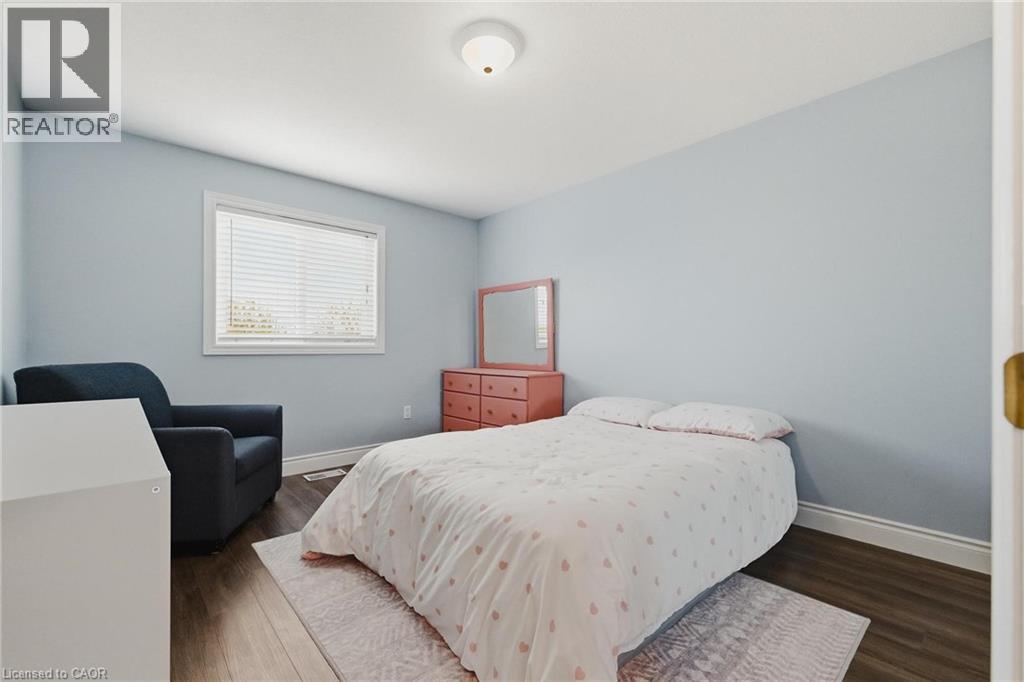 113 HOLLYRIDGE Crescent thumbnail 25