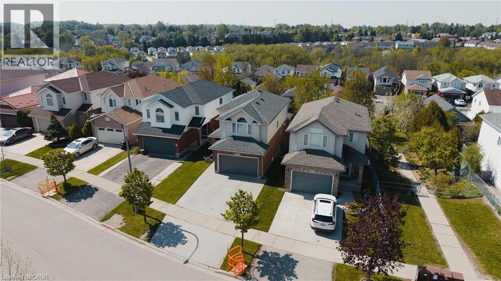 113 HOLLYRIDGE Crescent thumbnail 39