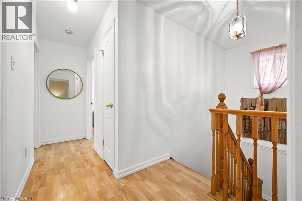 444 BURNETT Avenue thumbnail 24