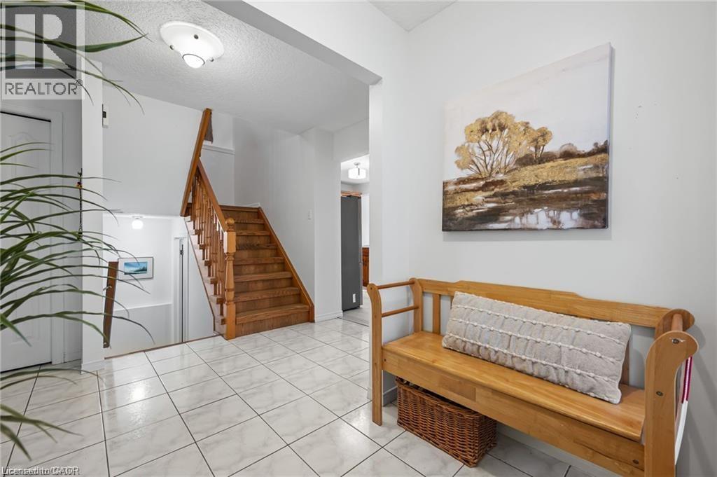 444 BURNETT Avenue thumbnail 33