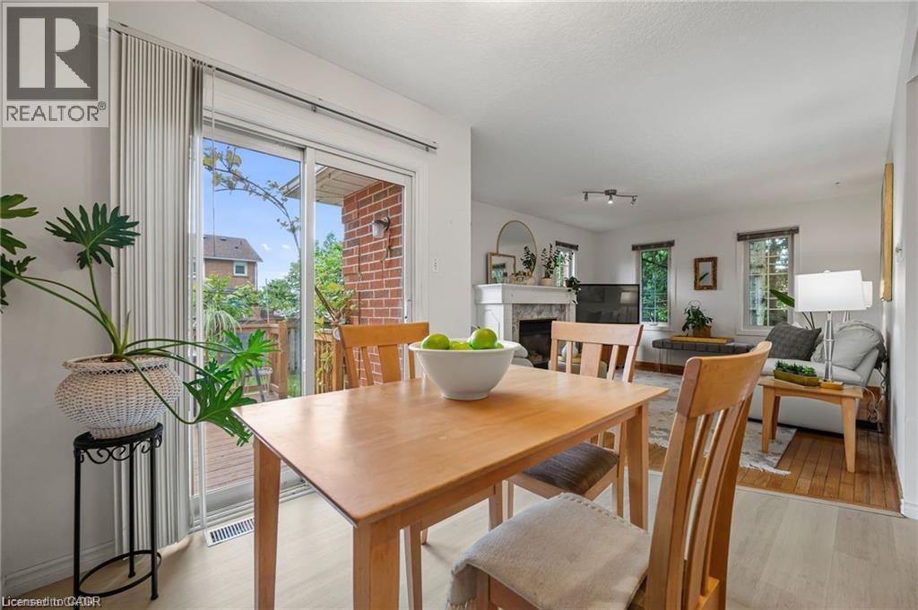 444 BURNETT Avenue thumbnail 14