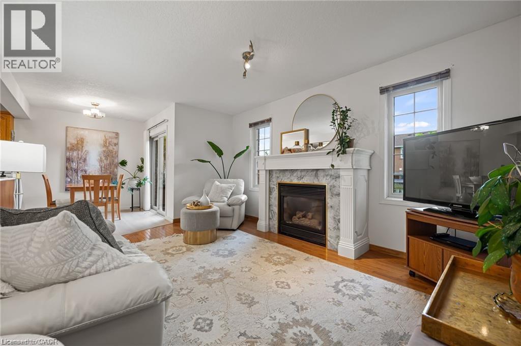 444 BURNETT Avenue thumbnail 17