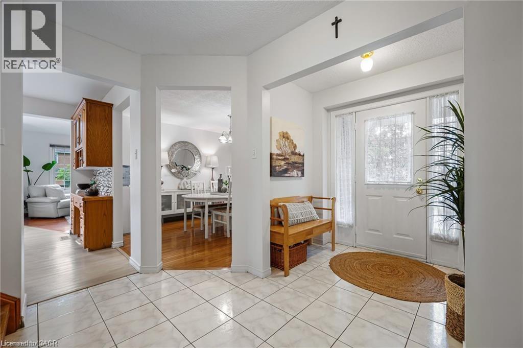 444 BURNETT Avenue thumbnail 6