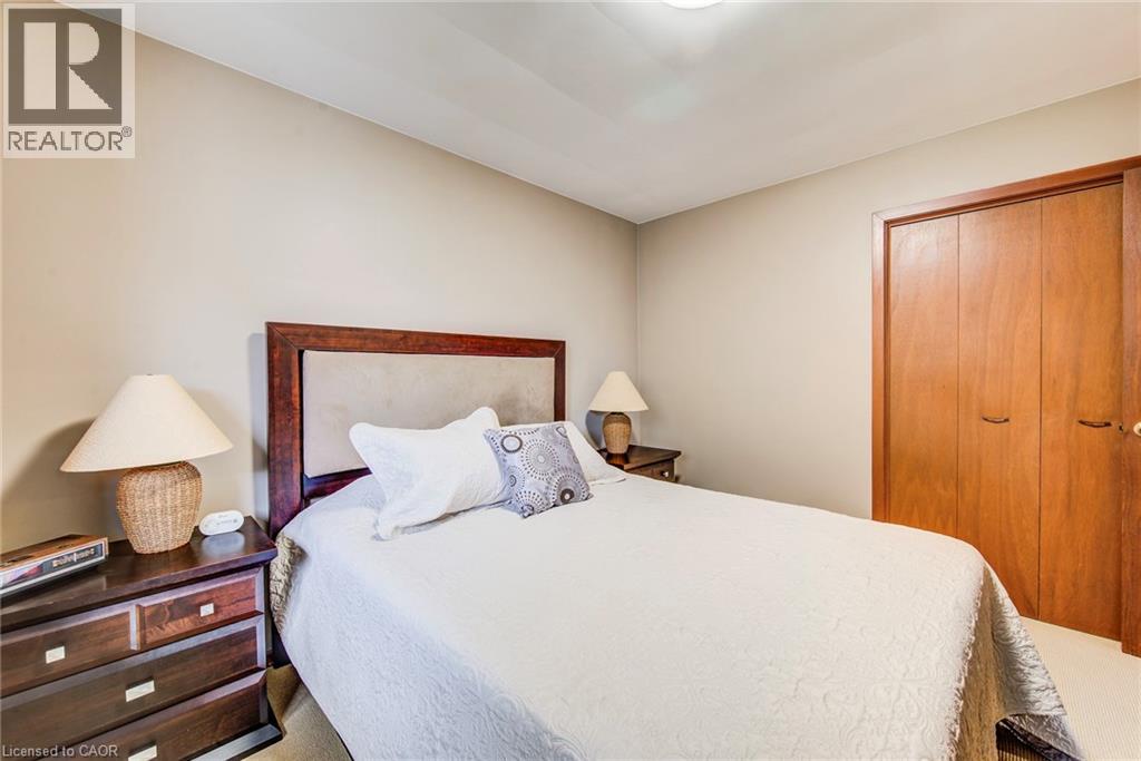 18 QUEENSTON Crescent thumbnail 23
