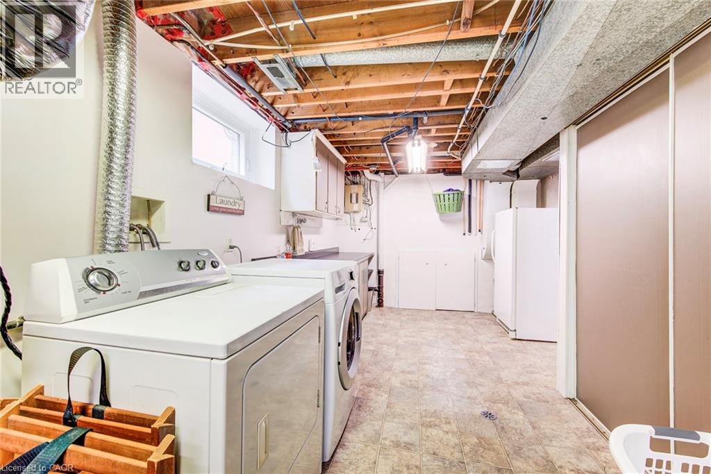 18 QUEENSTON Crescent thumbnail 30