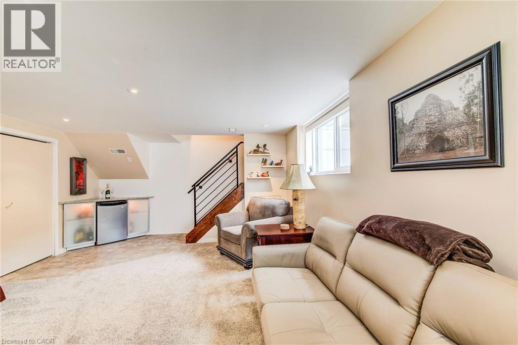 18 QUEENSTON Crescent thumbnail 29