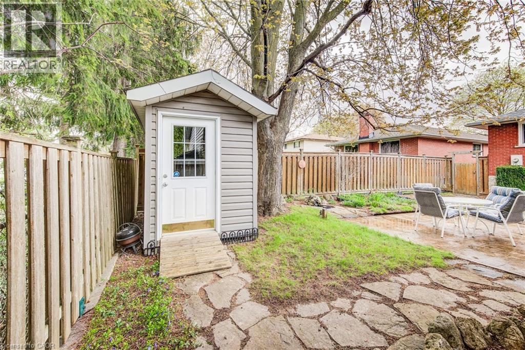 18 QUEENSTON Crescent thumbnail 36