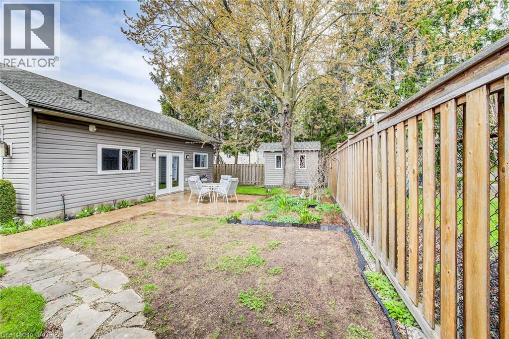 18 QUEENSTON Crescent thumbnail 32
