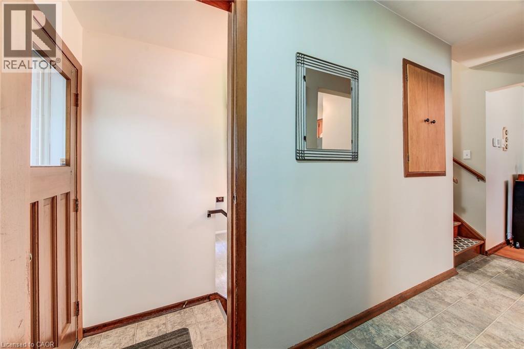 18 QUEENSTON Crescent thumbnail 10