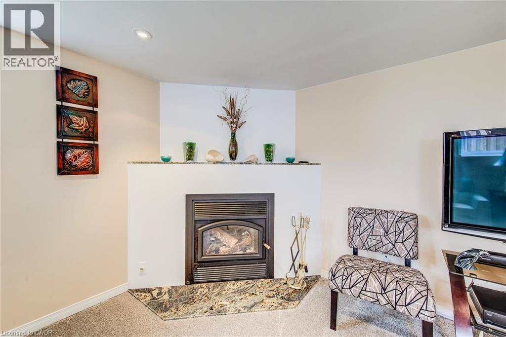 18 QUEENSTON Crescent thumbnail 28