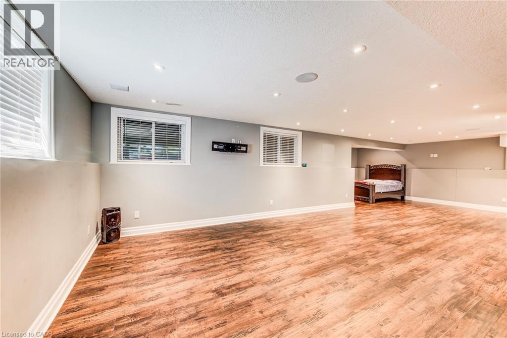78 DOLMAN Street thumbnail 41