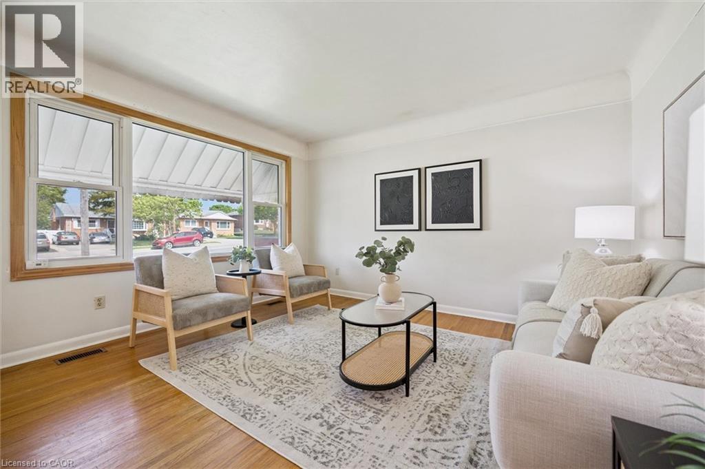 441 HIGHLAND Road E thumbnail 5