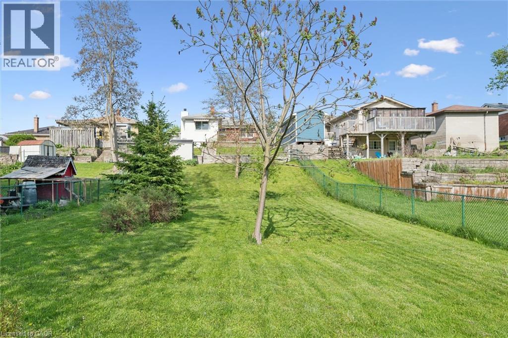 441 HIGHLAND Road E thumbnail 29