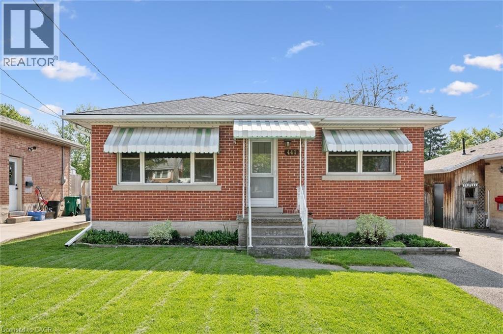 441 HIGHLAND Road E thumbnail 2