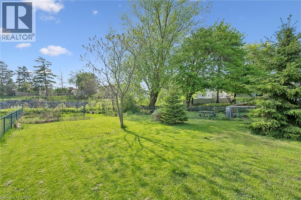 441 HIGHLAND Road E thumbnail 28