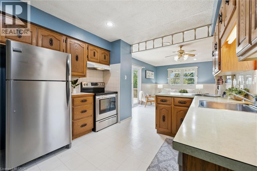 441 HIGHLAND Road E thumbnail 13