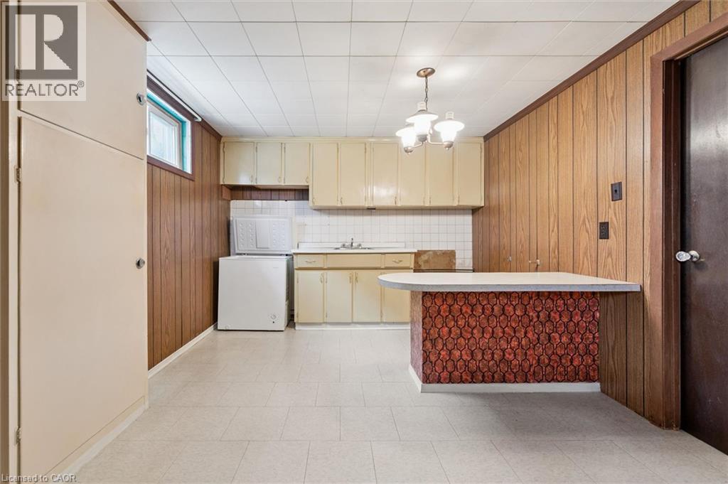 441 HIGHLAND Road E thumbnail 21