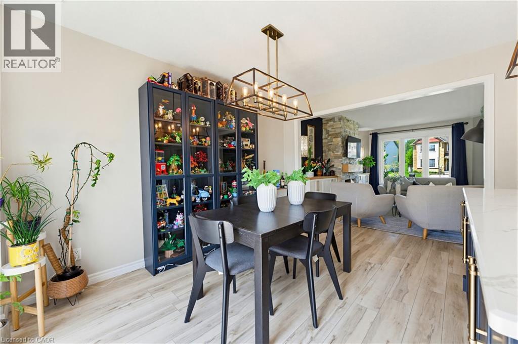 219 INGLIS Street thumbnail 10