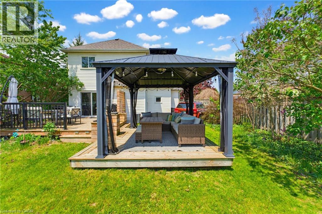 219 INGLIS Street thumbnail 27
