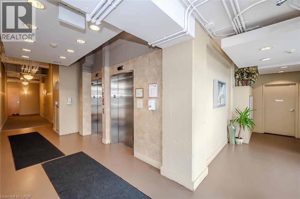 410 KING Street W Unit# 218 thumbnail 19