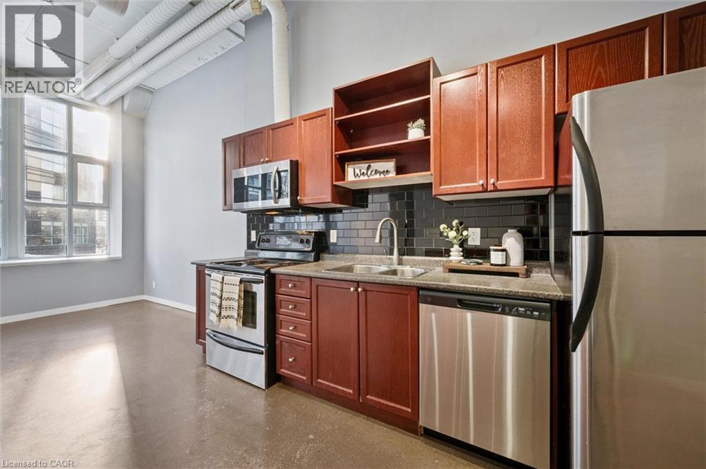 410 KING Street W Unit# 218 thumbnail 2