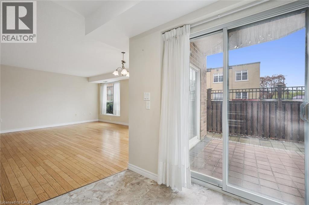 20 ST GEORGE Street Unit# 110 thumbnail 11