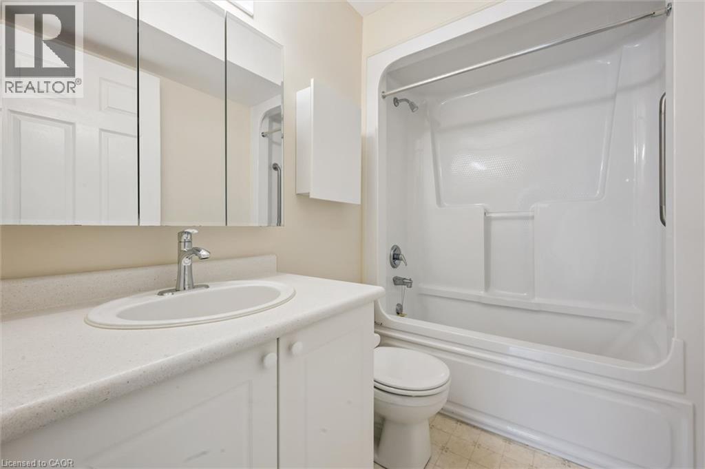 20 ST GEORGE Street Unit# 110 thumbnail 16