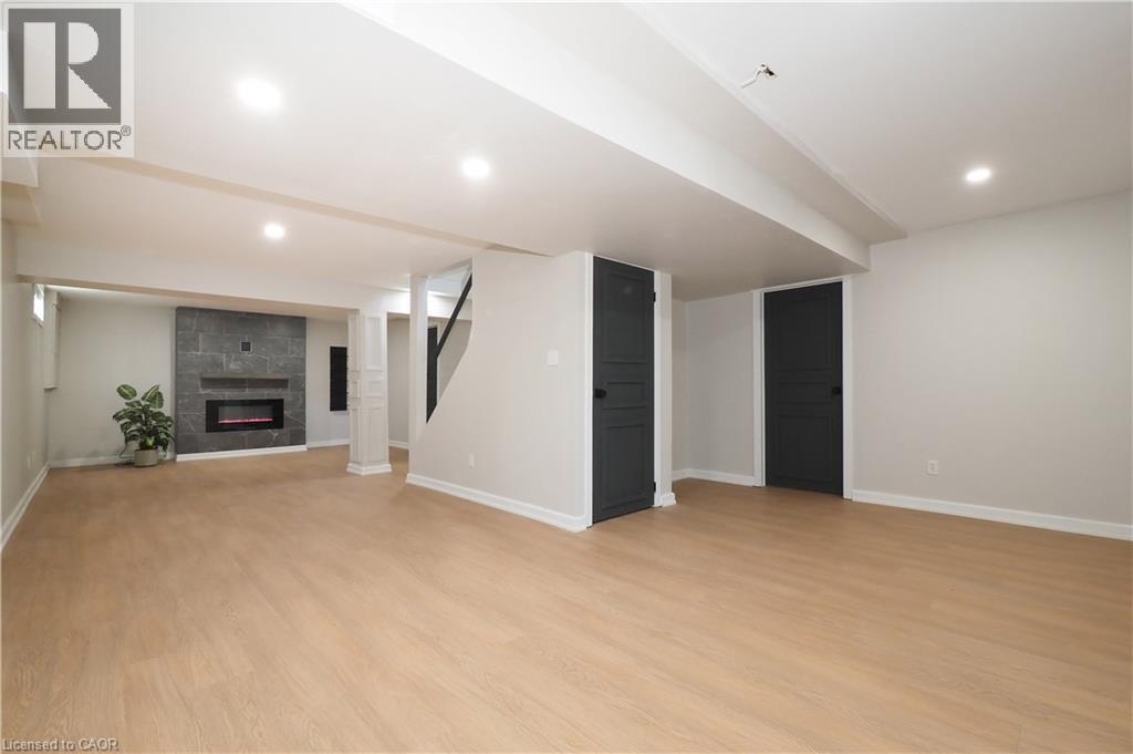27 SCENIC WOOD Crescent thumbnail 34