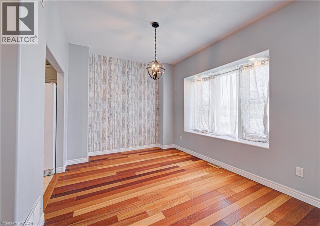 281 COURTLAND Avenue E thumbnail 14