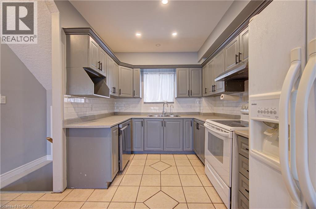 281 COURTLAND Avenue E thumbnail 16