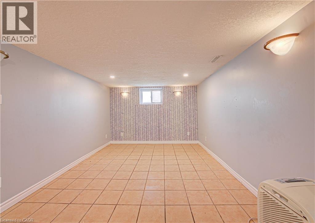281 COURTLAND Avenue E thumbnail 31