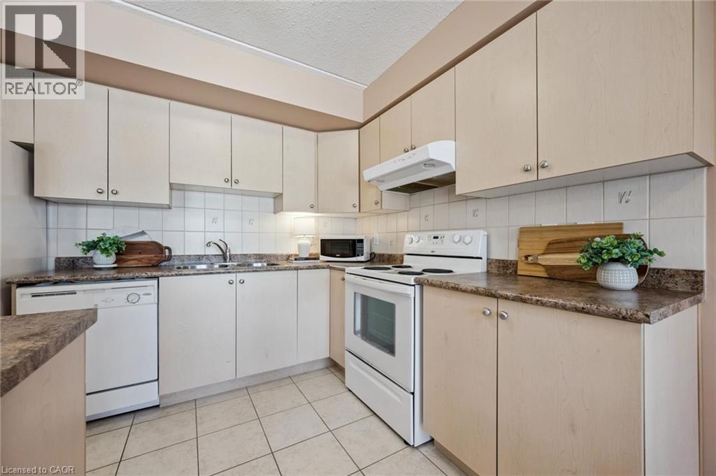 12 HOLBORN Drive Unit# 3A thumbnail 12