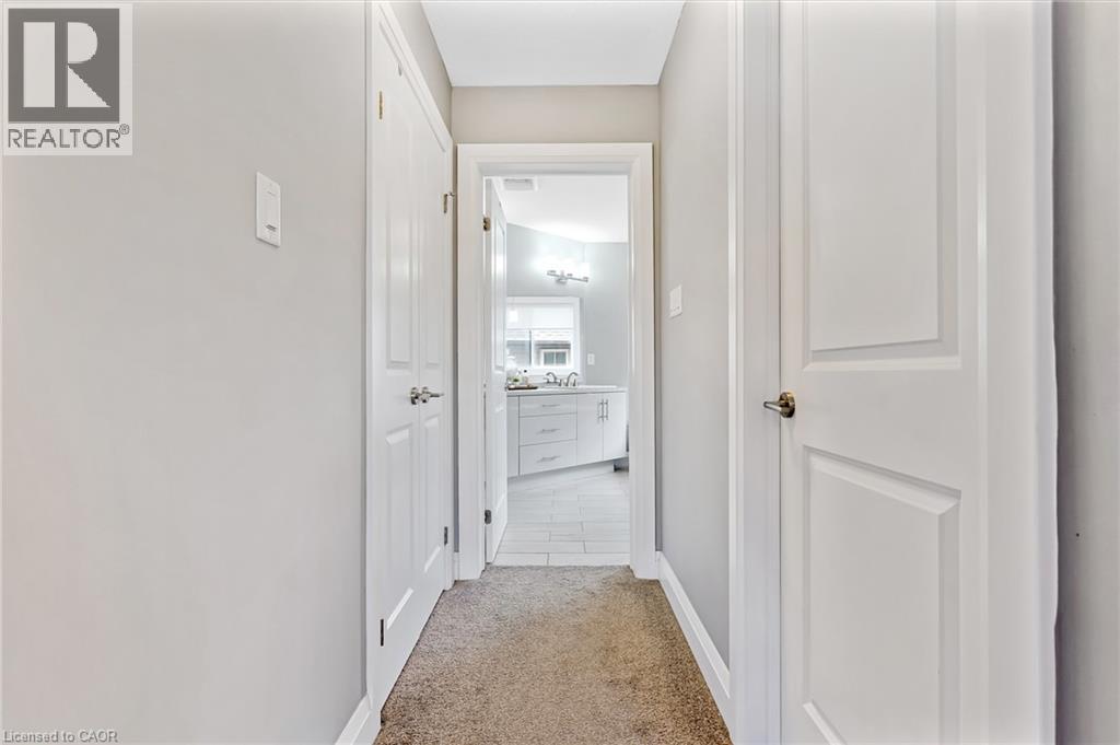 795 AUTUMN WILLOW Drive thumbnail 32