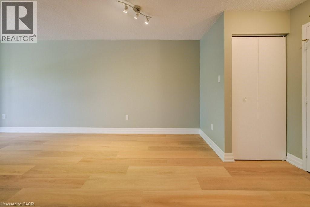 15 HOFSTETTER Avenue Unit# 221 thumbnail 22