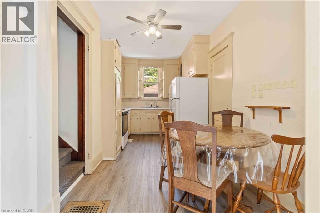 151 LOUISA Street thumbnail 5