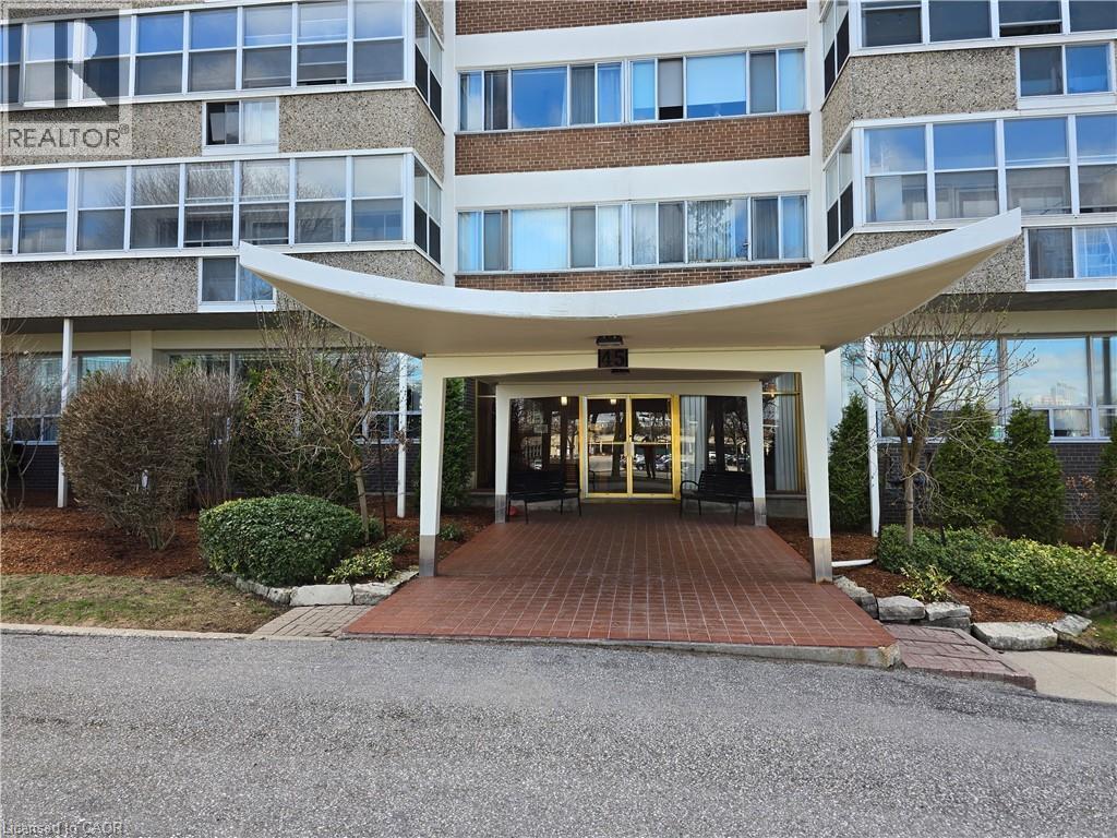 45 WESTMOUNT Road N Unit# 202 thumbnail 2