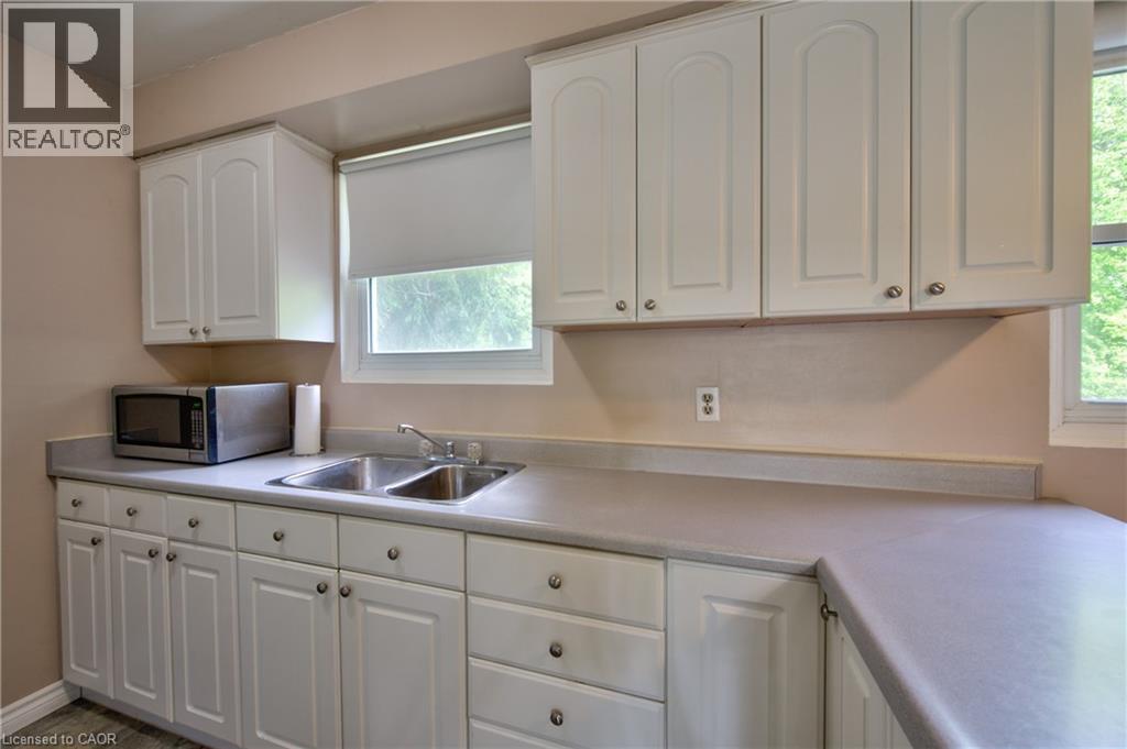 57 CLEMENS Avenue thumbnail 11
