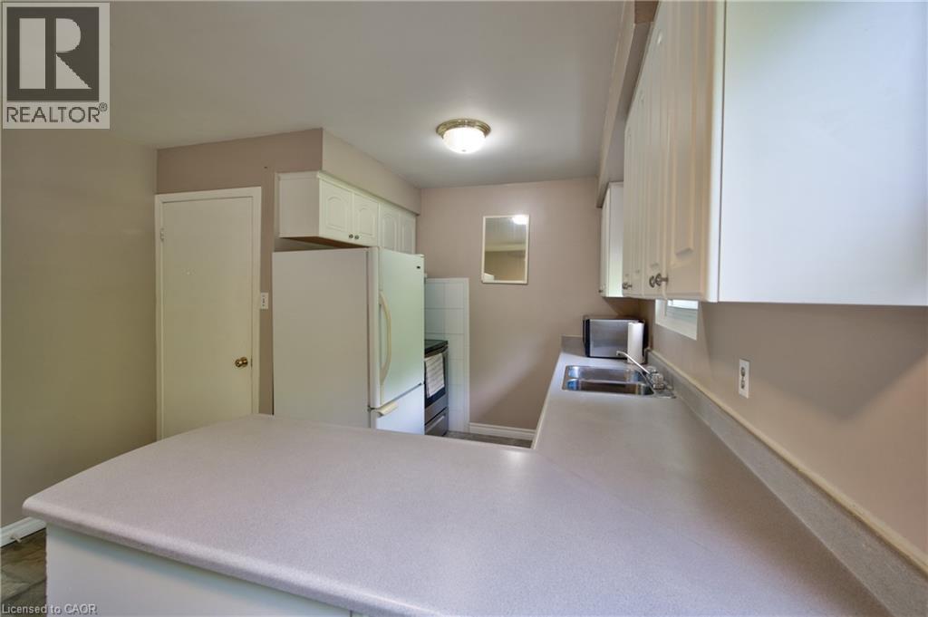 57 CLEMENS Avenue thumbnail 12