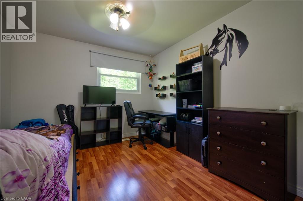 57 CLEMENS Avenue thumbnail 17
