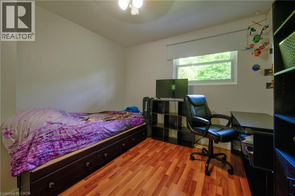 57 CLEMENS Avenue thumbnail 16