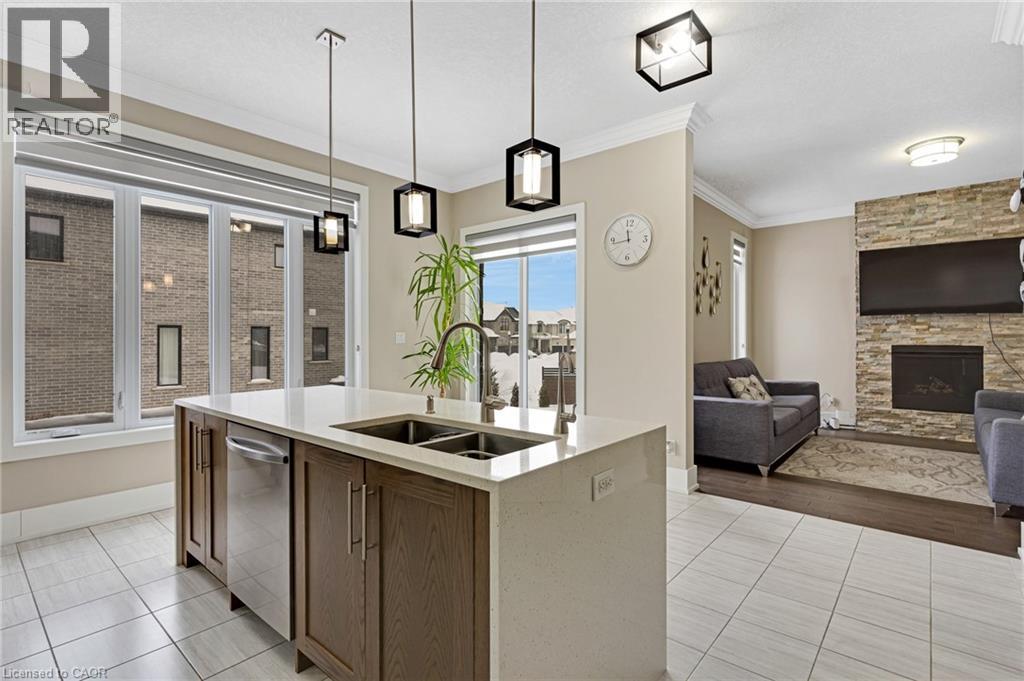 900 PONDCLIFFE Court thumbnail 16