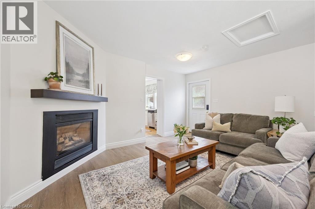 793 BELMONT Avenue W thumbnail 17
