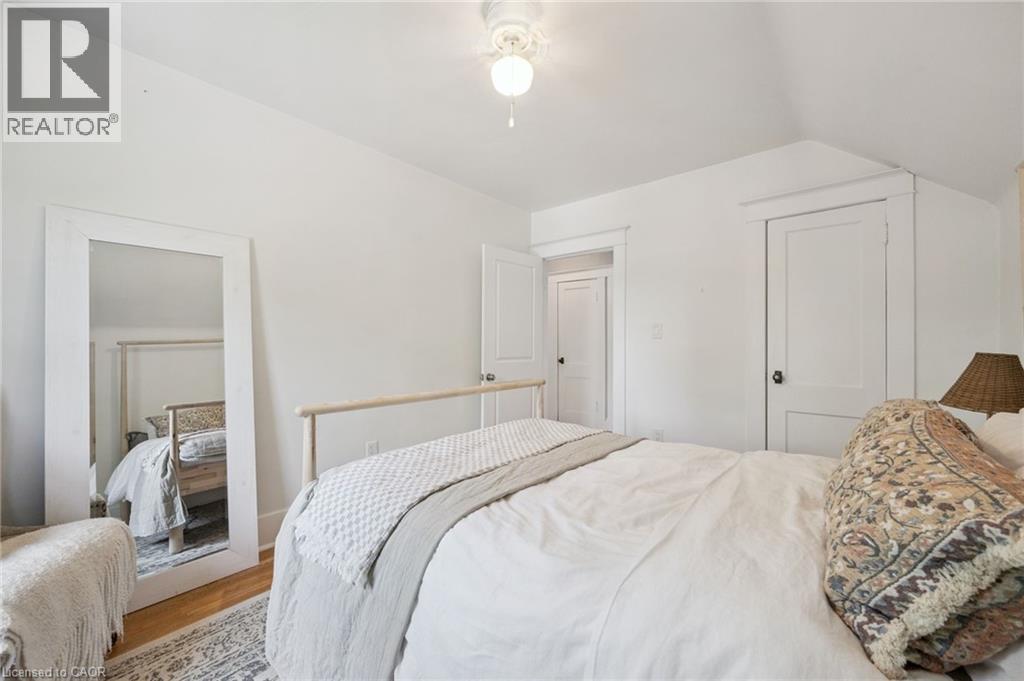 793 BELMONT Avenue W thumbnail 28