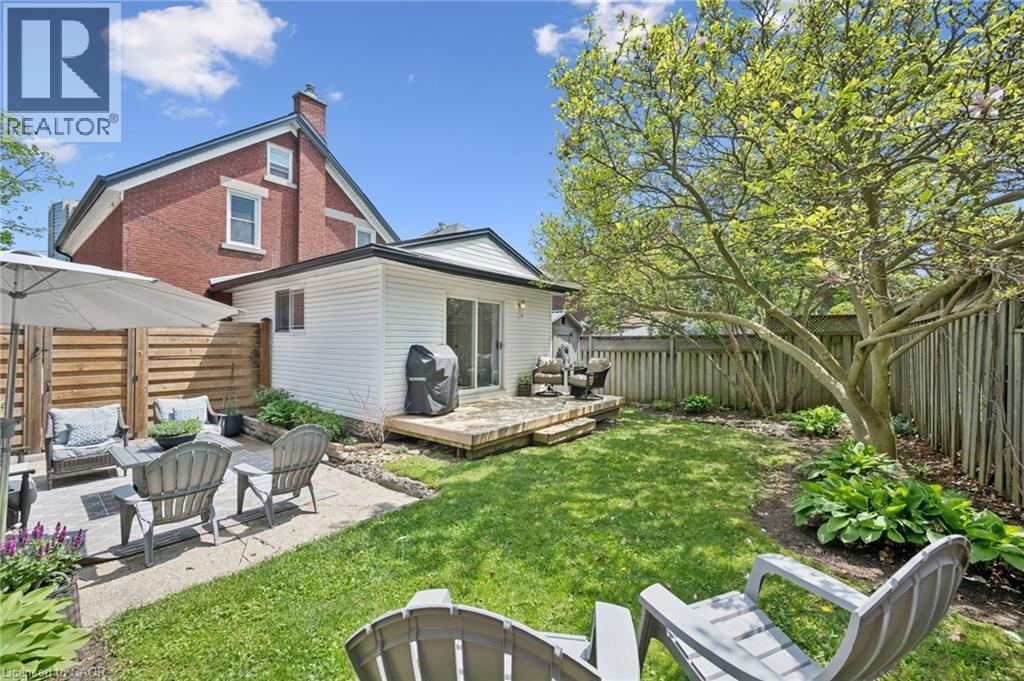 793 BELMONT Avenue W thumbnail 35